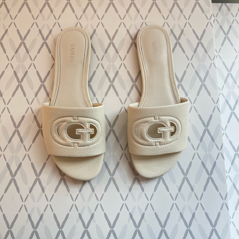 Guess Tashia Faux Leather slide sandals